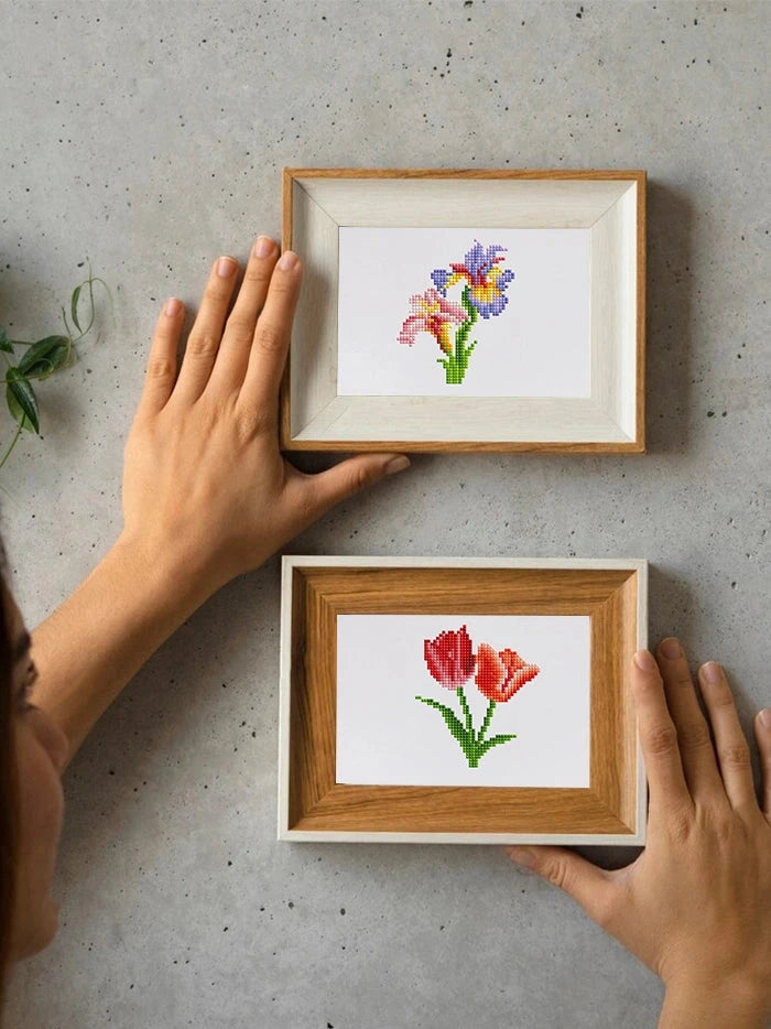 Flowers Mini Diamond Painting - Naturally Beautiful (12 Pieces)